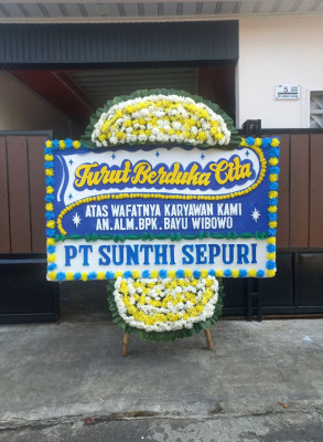 Papan Bunga Duka di Giritontro