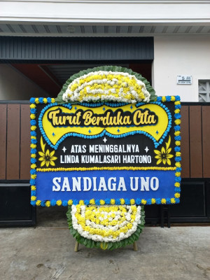 Papan Bunga Duka di Giritontro
